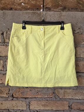 ​Nivo by Lanctôt Golf Skort Neon Yellow Size 10 Technical Stretch Pockets
